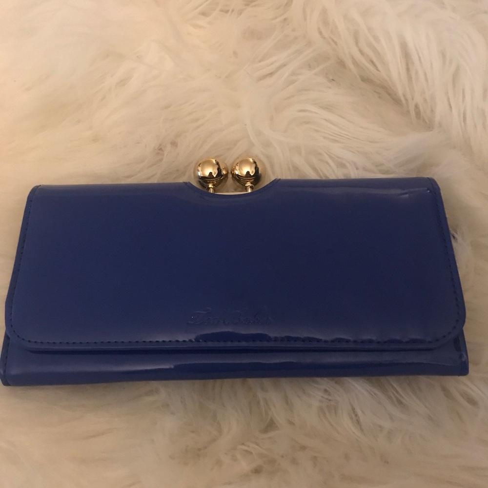 TED BAKER PATENT LEATHER BLUE WALLET CLUTCH